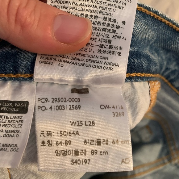 NWOT Levi’s 501 Skinny - Picture 4 of 5